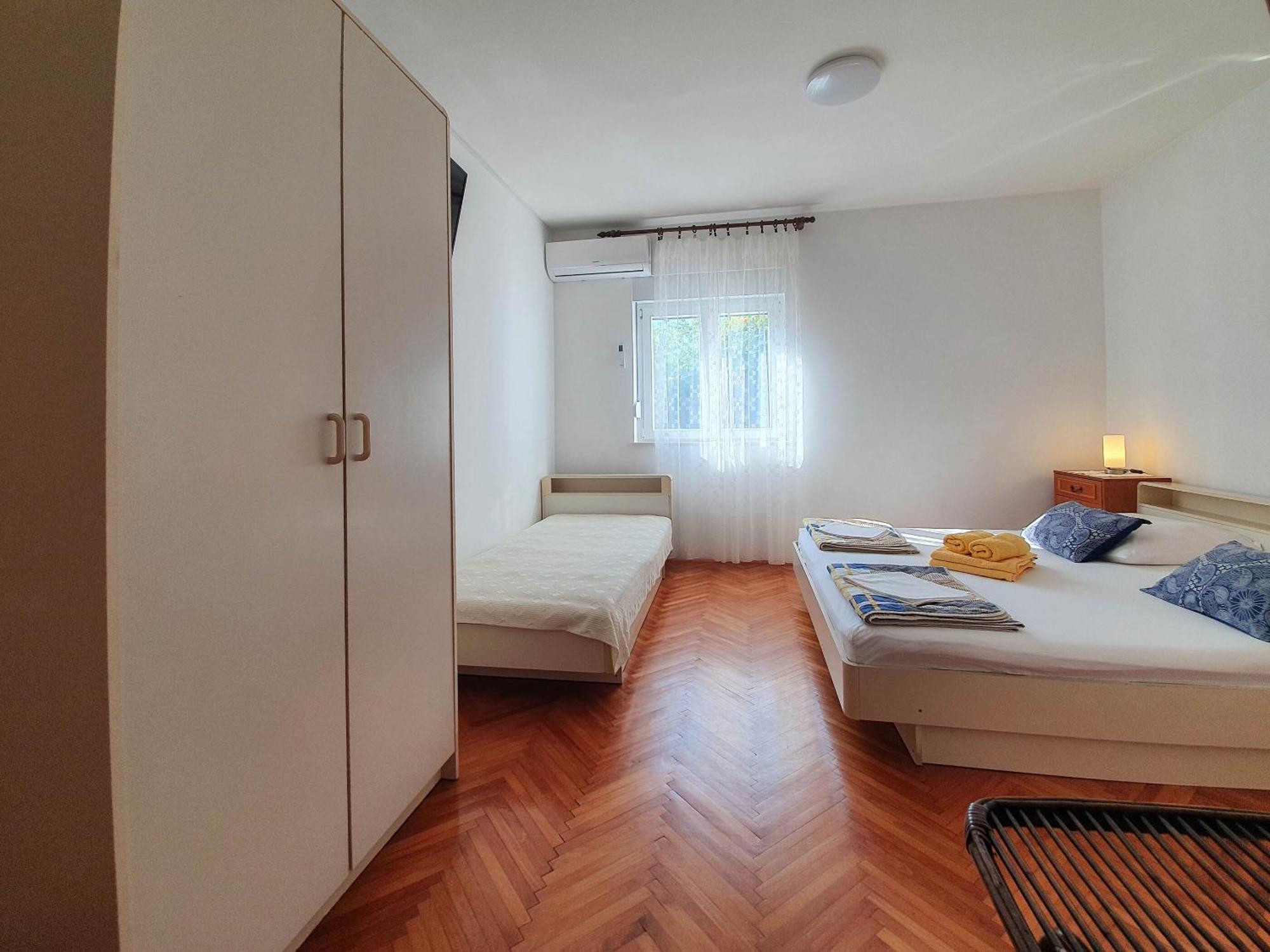 Rooms Zeljka 2 Цриквеница Экстерьер фото