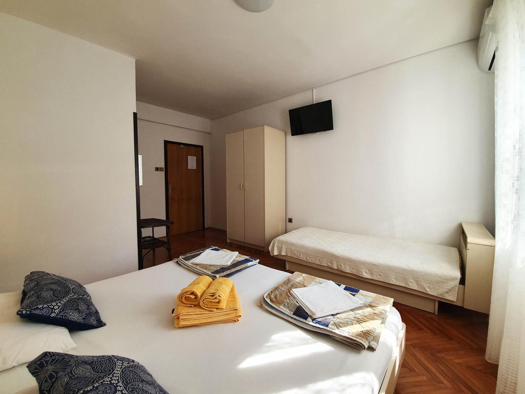 Rooms Zeljka 2 Цриквеница Экстерьер фото