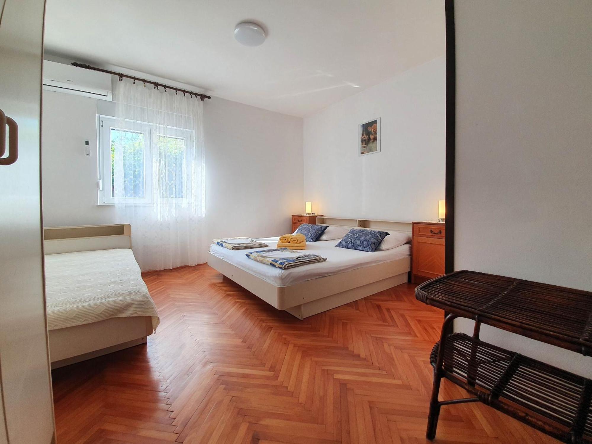 Rooms Zeljka 2 Цриквеница Экстерьер фото