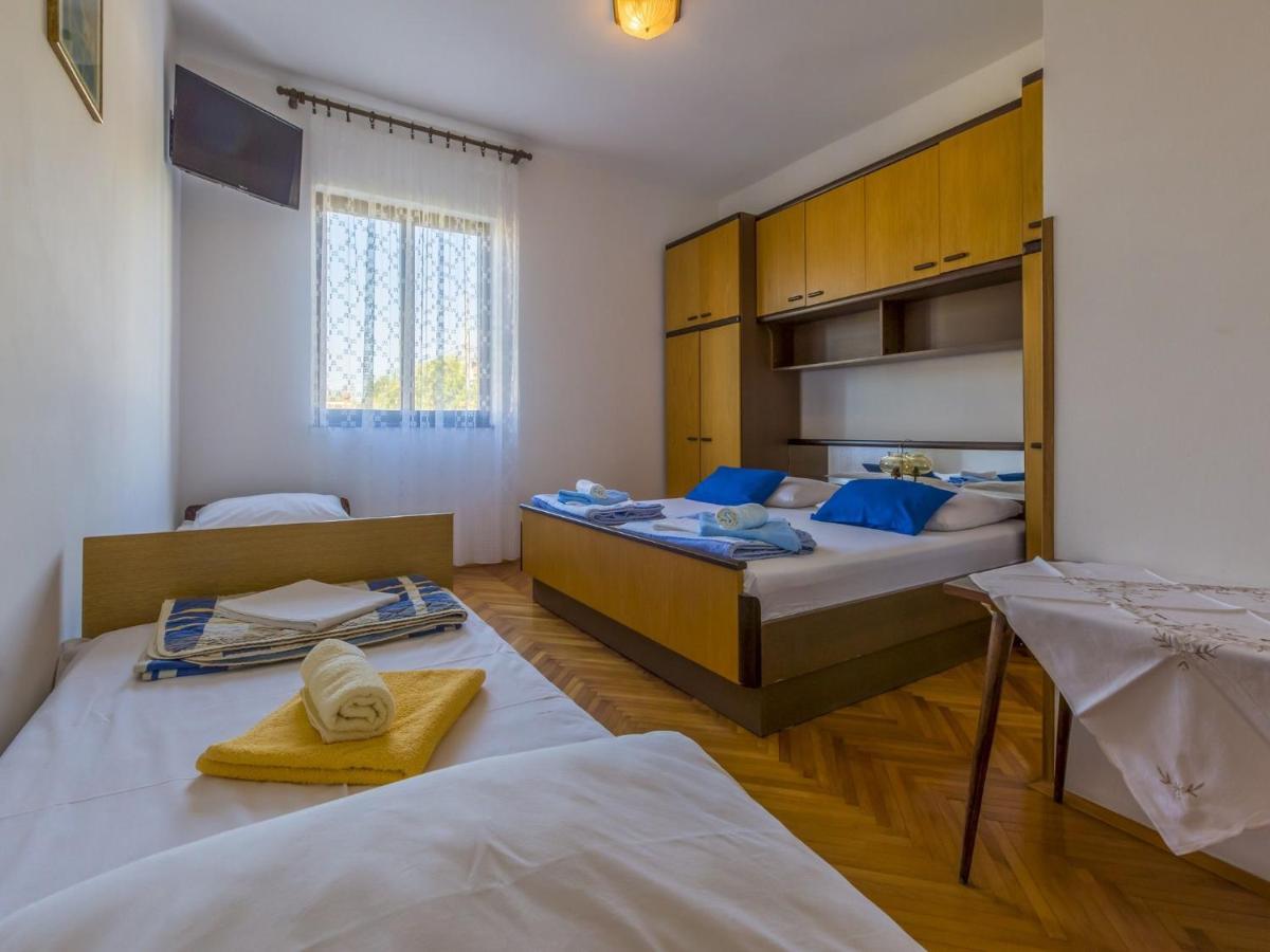 Rooms Zeljka 2 Цриквеница Экстерьер фото