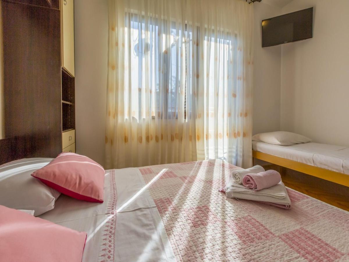 Rooms Zeljka 2 Цриквеница Экстерьер фото